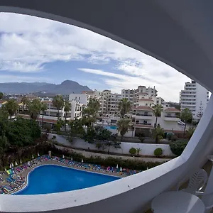 las-piramides-playa-de-las-americas.tenerifehoteles.net/