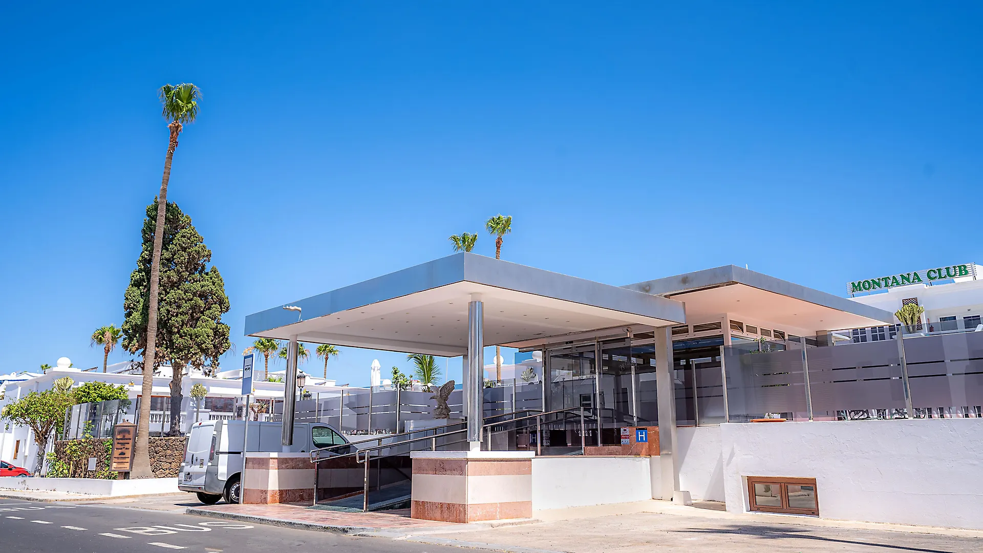 ***  Suite Hotel Montana Club Puerto del Carmen  Spain